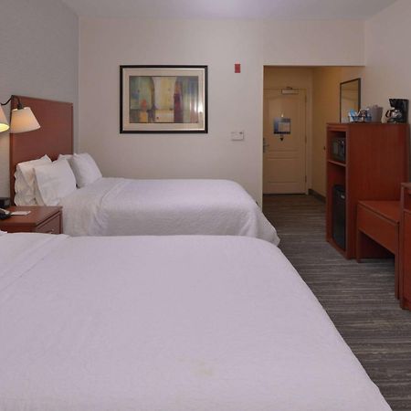 Hampton Inn And Suites Bakersfield North-Airport Екстериор снимка