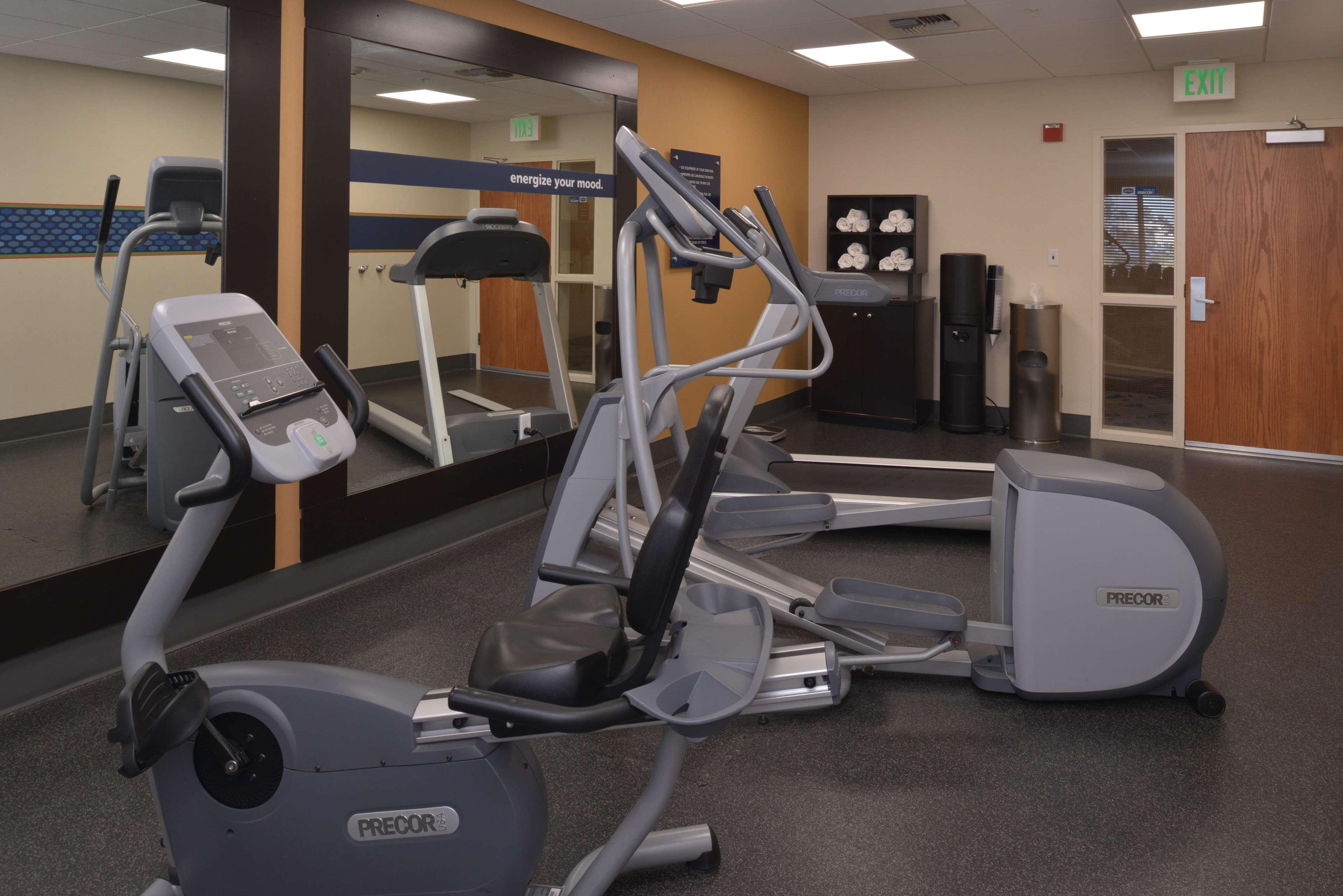 Hampton Inn And Suites Bakersfield North-Airport Екстериор снимка