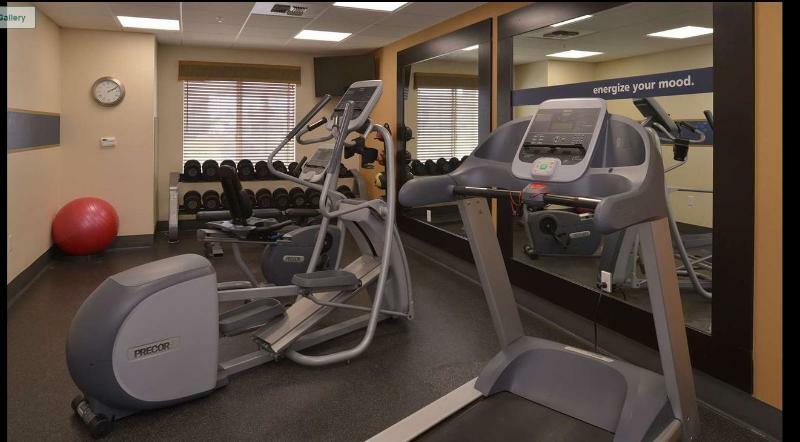 Hampton Inn And Suites Bakersfield North-Airport Екстериор снимка